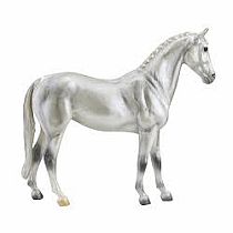 BREYER FS PEARLY GREY TRAKEHNE