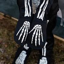 GLOW SKELETON SHIRT PANT MASK 7/8