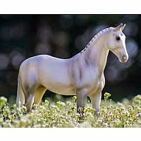 BREYER FS PEARLY GREY TRAKEHNE