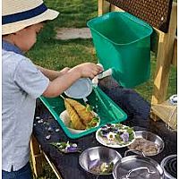 OUTDOOR KITCHEN