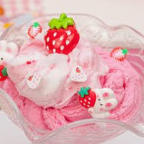 STRAW-BUNNY SPONGE CAKE CREME