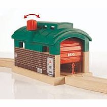 BRIO Train Garage