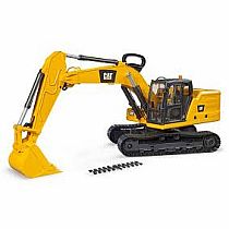 BRUDER CAT EXCAVATOR