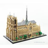 LEGO NOTRE DAME DE PARIS