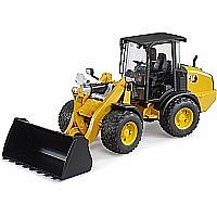 BRUDER CAT WHEEL LOADER